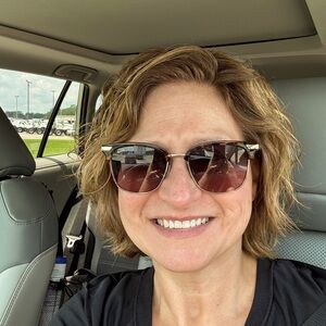 Meet your Posher, Kim